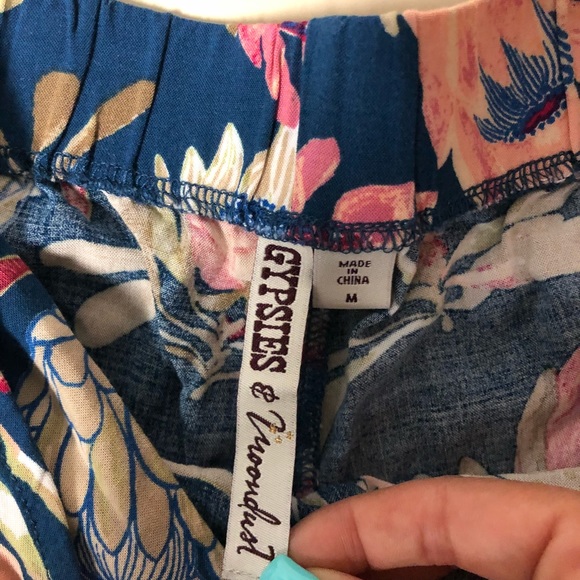 Floral Shorts - Picture 4 of 5